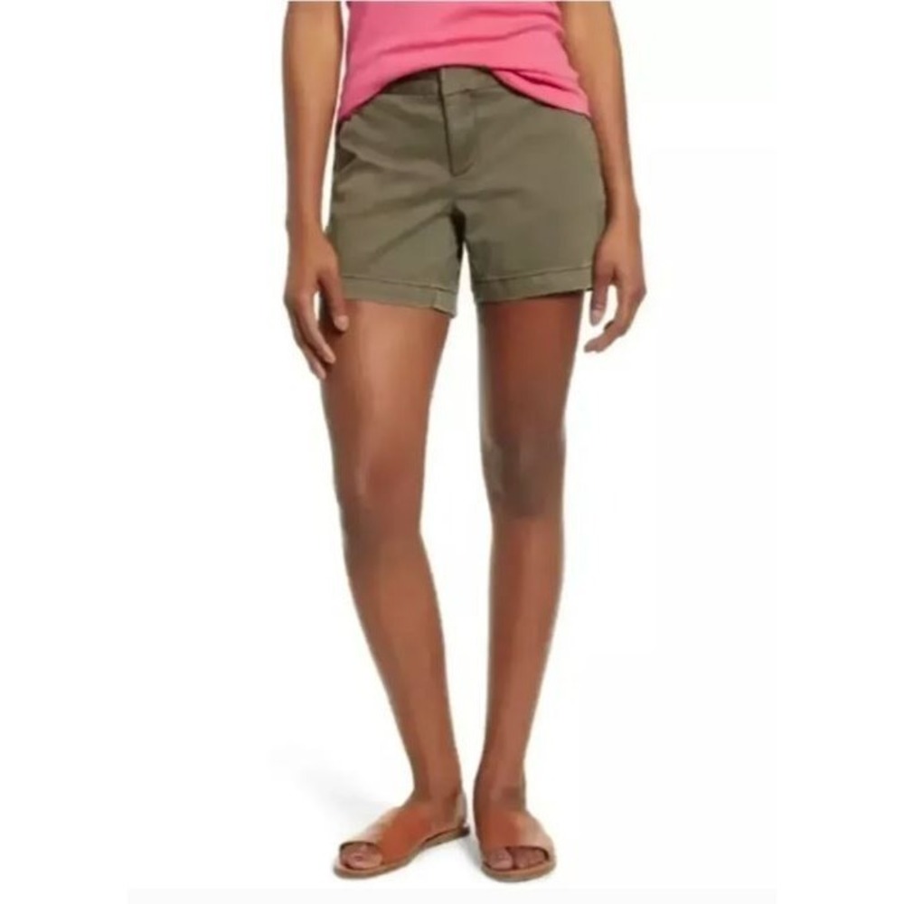 Caslon‎ Women's 5.5" Cotton Blend Twill Shorts in Olive Sarma Size 16